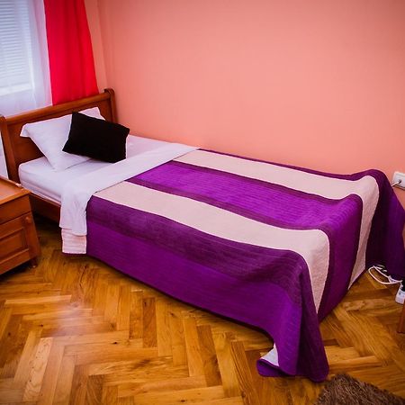 Vila Ile De France Novi Sad Exterior foto